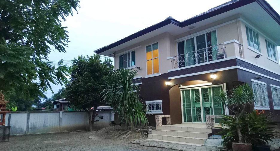 For rent 4 bedrooms house in Saraphi, Chiang Mai