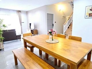 For rent 4 bedrooms house in Saraphi, Chiang Mai