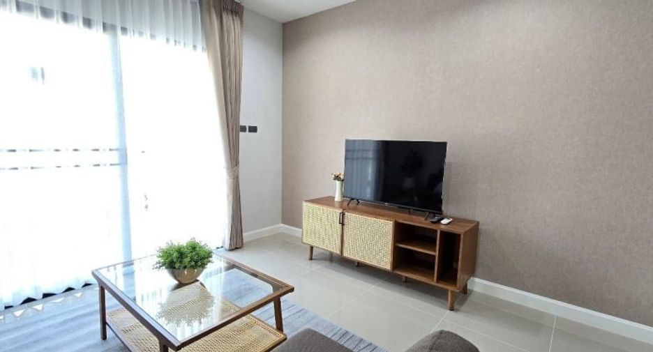 For rent 4 bedrooms house in Saraphi, Chiang Mai