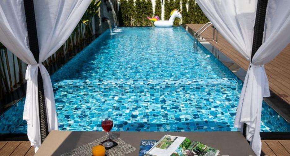 For sale and for rent 6 bedrooms villa in Saraphi, Chiang Mai