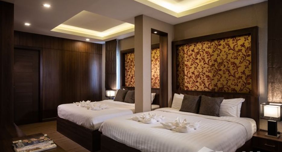 For sale and for rent 6 bedrooms villa in Saraphi, Chiang Mai