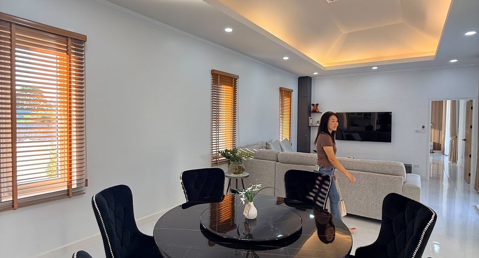 For rent 3 bedrooms villa in Hua Hin, Prachuap Khiri Khan