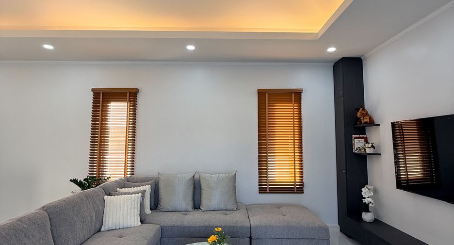 For rent 3 bedrooms villa in Hua Hin, Prachuap Khiri Khan