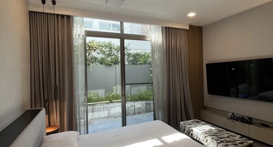 For sale and for rent 3 bedrooms house in Saphan Sung, Bangkok
