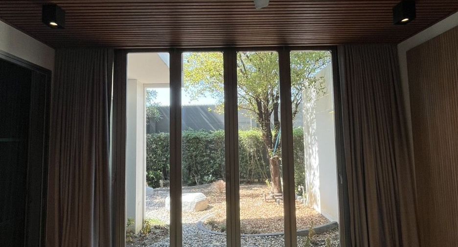 For sale and for rent 3 bedrooms house in Saphan Sung, Bangkok