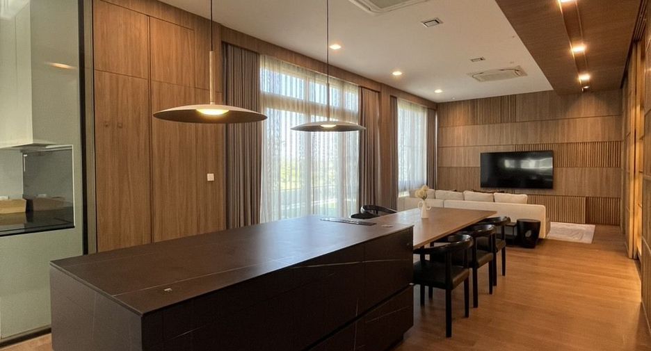 For sale and for rent 3 bedrooms house in Saphan Sung, Bangkok