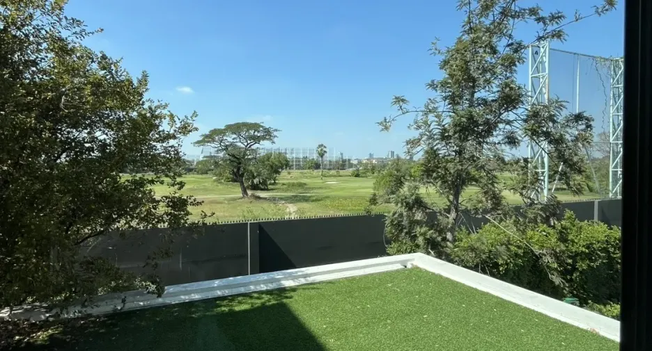 For sale and for rent 3 bedrooms house in Saphan Sung, Bangkok