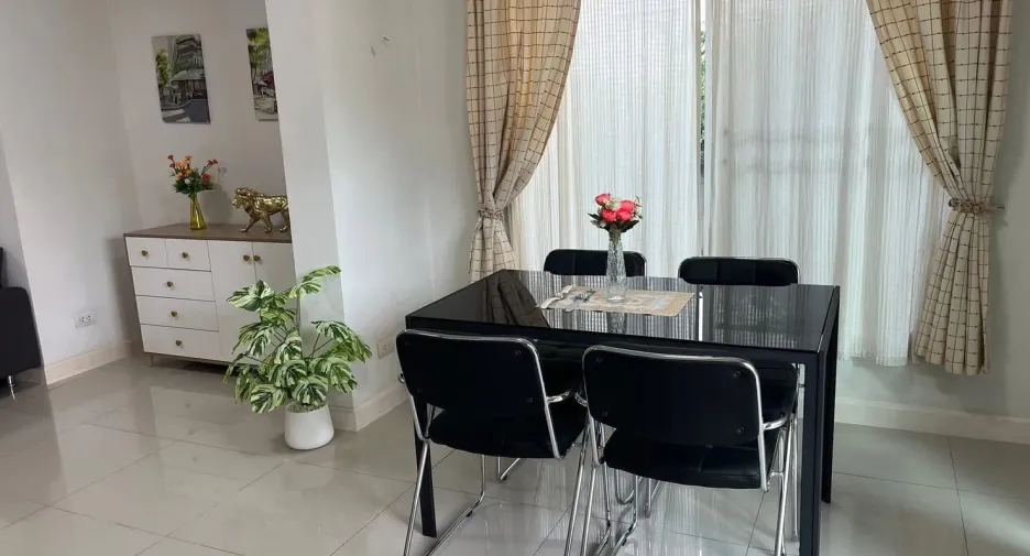 For rent 3 bedrooms house in Doi Saket, Chiang Mai