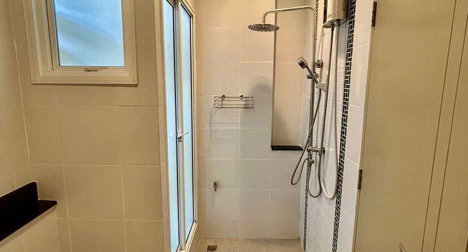 For rent 3 bedrooms house in Mueang Phuket, Phuket