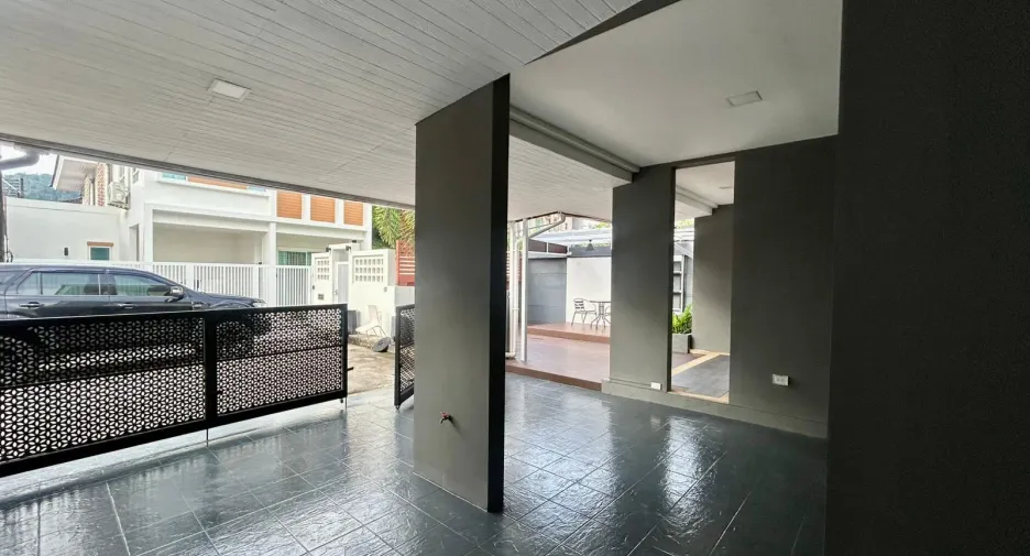 For rent 3 bedrooms house in Mueang Phuket, Phuket
