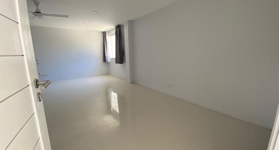 For sale 6 bedrooms house in Ko Samui, Surat Thani