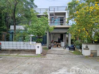 Casa en alquiler de 3 habitaciones en Mueang Rayong, Rayong