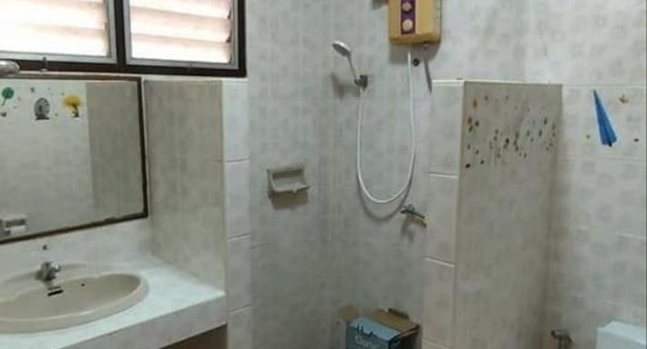 For rent 3 bedrooms house in Mueang Chiang Mai, Chiang Mai