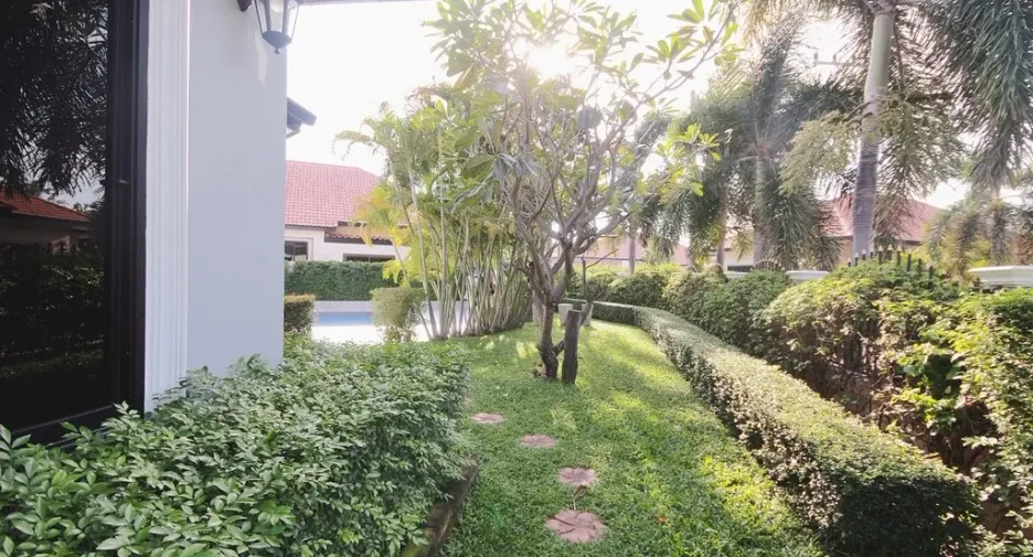 À vendre et à louer 3 chambres villa à Hua Hin, Prachuap Khiri Khan