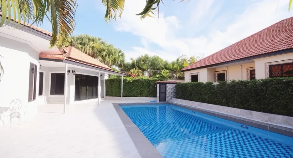À vendre et à louer 3 chambres villa à Hua Hin, Prachuap Khiri Khan