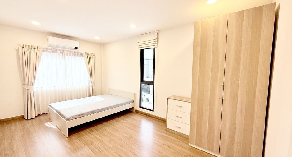 For sale and for rent 3 bedrooms house in Bang Phli, Samut Prakan
