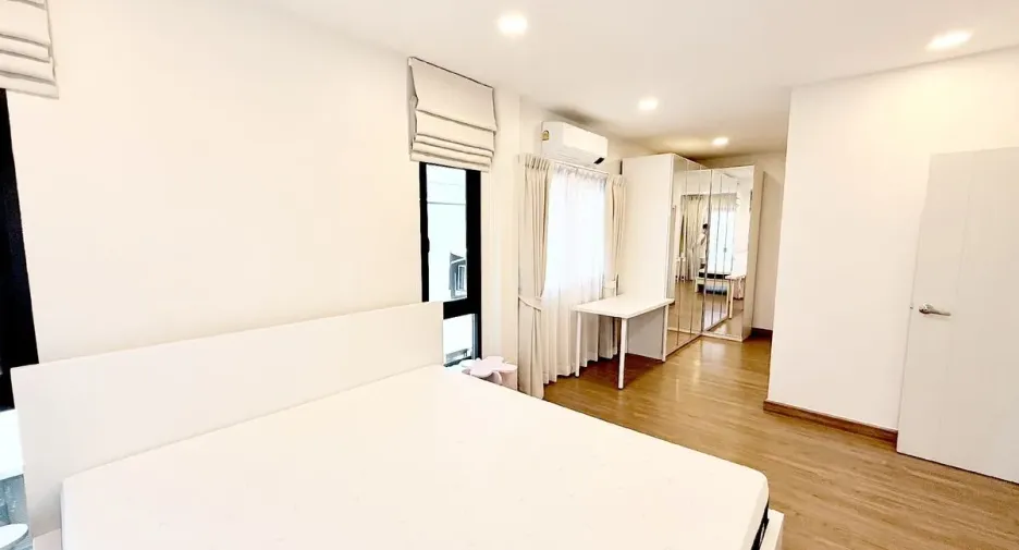 For sale and for rent 3 bedrooms house in Bang Phli, Samut Prakan