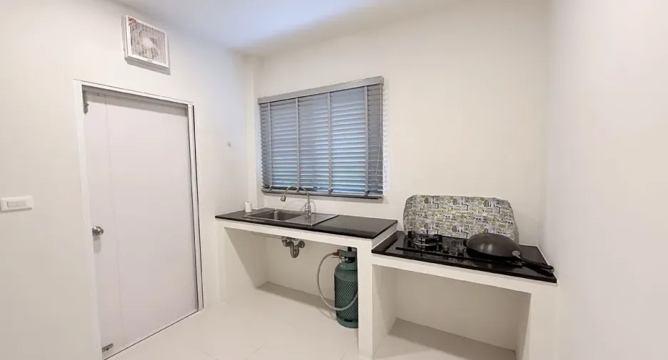 For sale and for rent 3 bedrooms house in Bang Phli, Samut Prakan