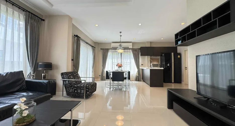 For rent 3 bedrooms house in San Sai, Chiang Mai