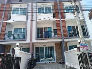 For Rent 3 Bedroom Townhouse In Mueang Chiang Mai