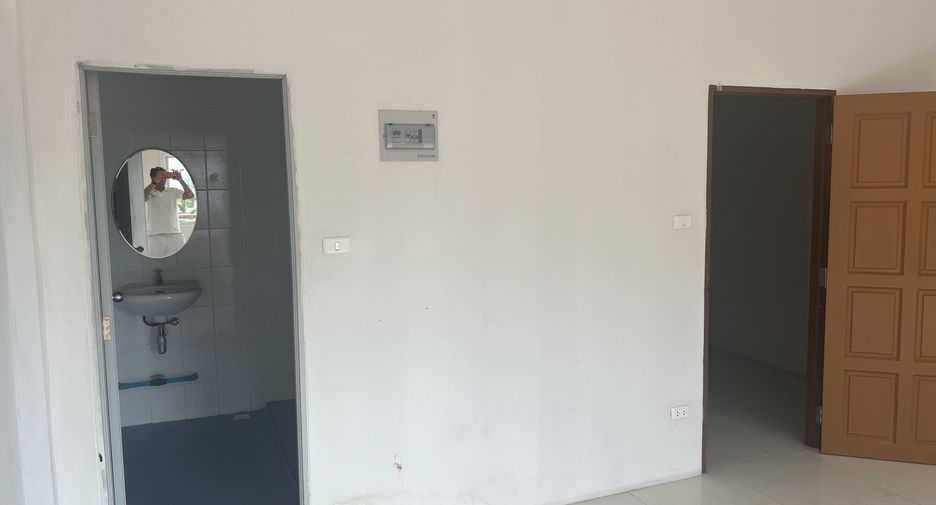 For sale and for rent 3 bedrooms townhouse in Mueang Phuket, Phuket
