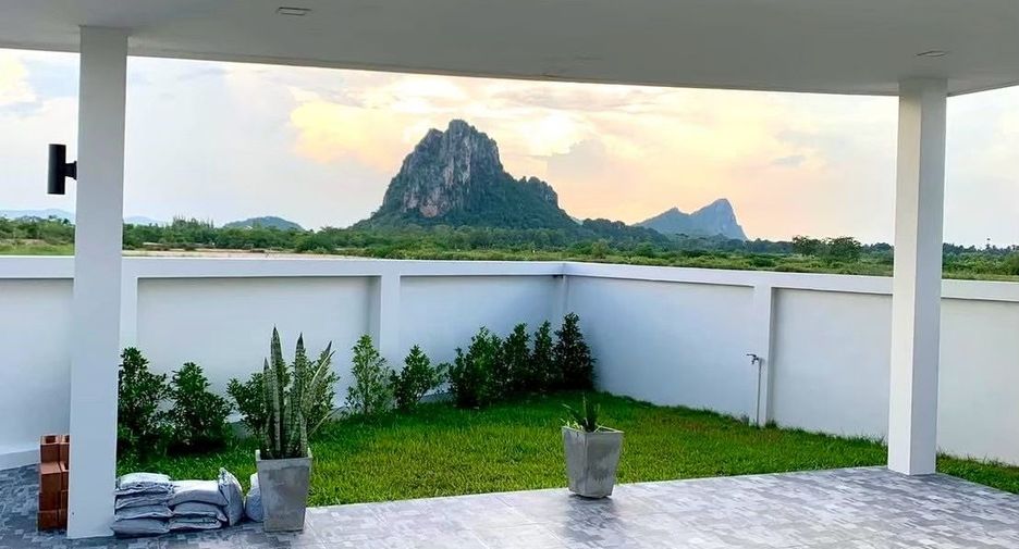 Villa zum Kauf mit 3 Zimmer in Cha Am, Phetchaburi