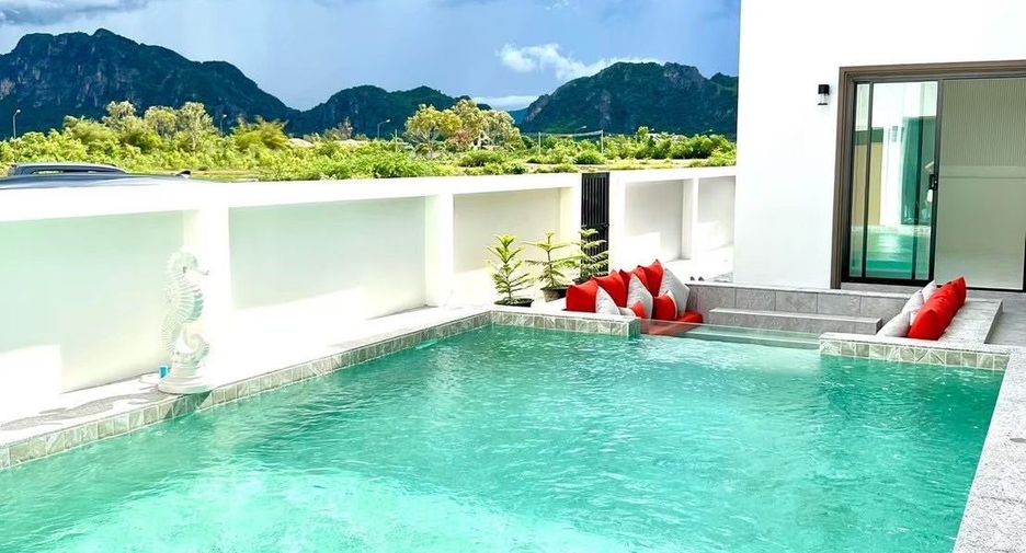 Villa zum Kauf mit 3 Zimmer in Cha Am, Phetchaburi