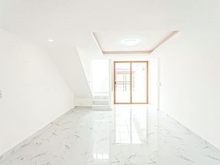 For sale 2 bedrooms townhouse in Lat Phrao, Bangkok