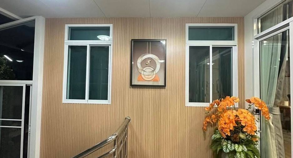 Villa zur Miete mit 6 Zimmer in Bang Lamung, Chonburi