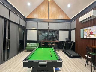 Villa zur Miete mit 6 Zimmer in Bang Lamung, Chonburi