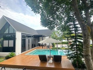Villa zur Miete mit 6 Zimmer in Bang Lamung, Chonburi