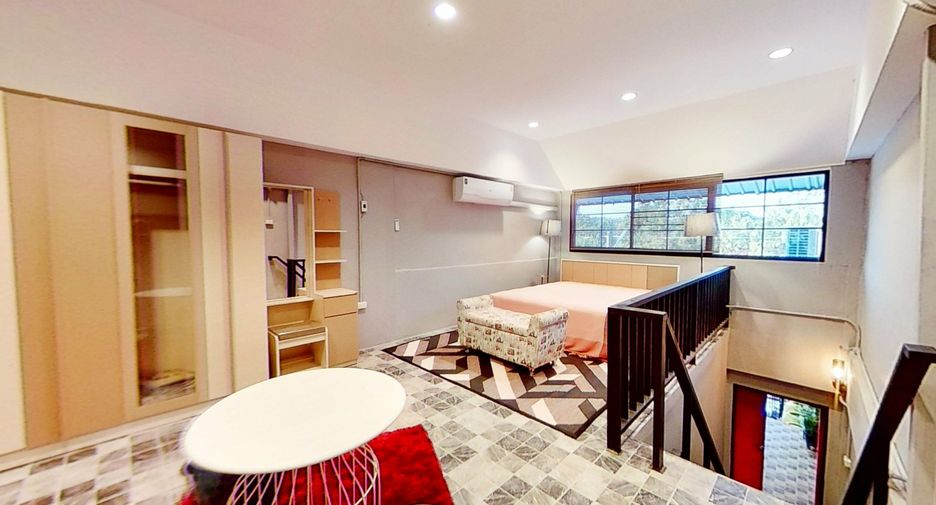 For sale 2 bedrooms townhouse in Mueang Chiang Mai, Chiang Mai