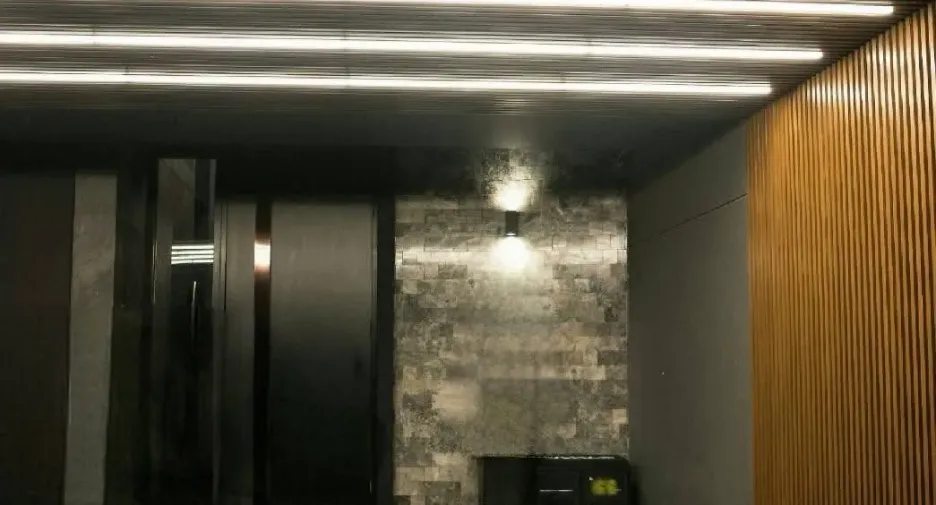 Casa en venta y en alquiler de 4 habitaciones en Huai Khwang, Bangkok
