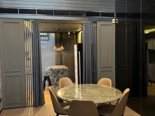 For sale and for rent 4 bedrooms house in Huai Khwang, Bangkok