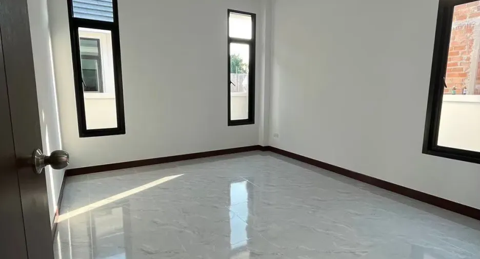 For sale 3 bedrooms house in San Sai, Chiang Mai