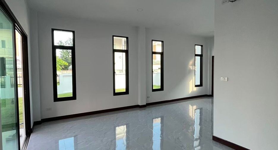 For sale 3 bedrooms house in San Sai, Chiang Mai