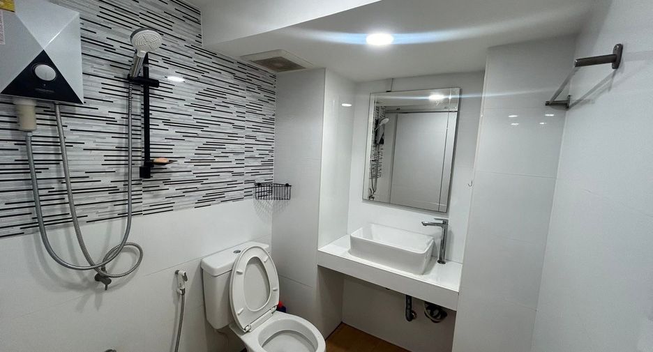 For rent studio condo in Mueang Chiang Mai, Chiang Mai