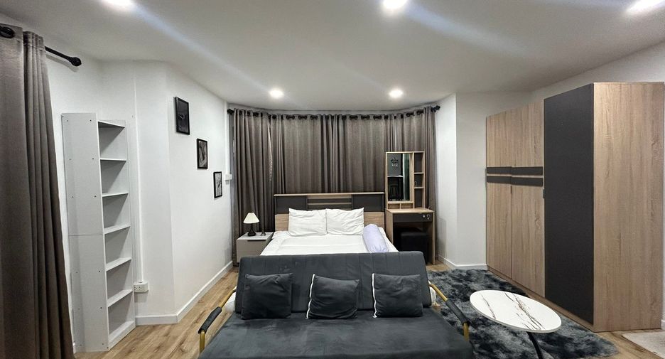 For rent studio condo in Mueang Chiang Mai, Chiang Mai