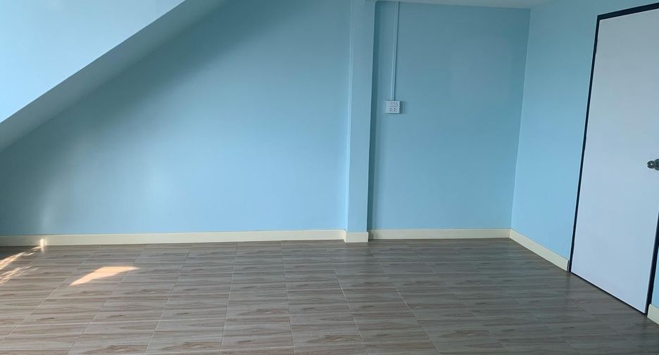 For sale 3 bedrooms townhouse in Hua Hin, Prachuap Khiri Khan