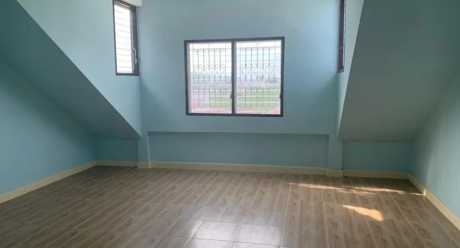 For sale 3 bedrooms townhouse in Hua Hin, Prachuap Khiri Khan