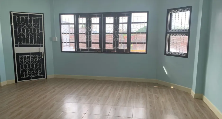 For sale 3 bedrooms townhouse in Hua Hin, Prachuap Khiri Khan