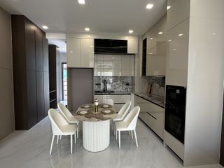 For sale 4 bedrooms townhouse in Bang Lamung, Chonburi