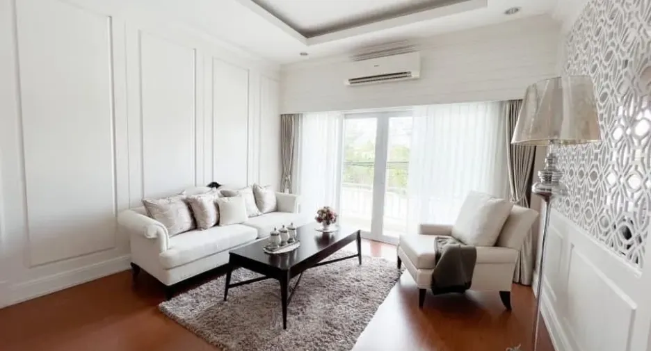 À louer 4 chambres villa à San Kamphaeng, Chiang Mai