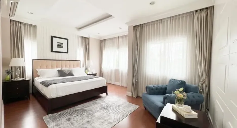 À louer 4 chambres villa à San Kamphaeng, Chiang Mai