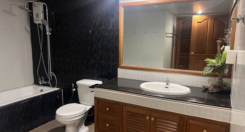 For rent 4 bedrooms house in Hang Dong, Chiang Mai