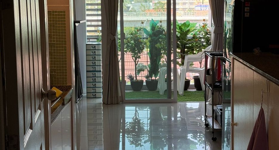 For sale 1 bed condo in Hua Hin, Prachuap Khiri Khan
