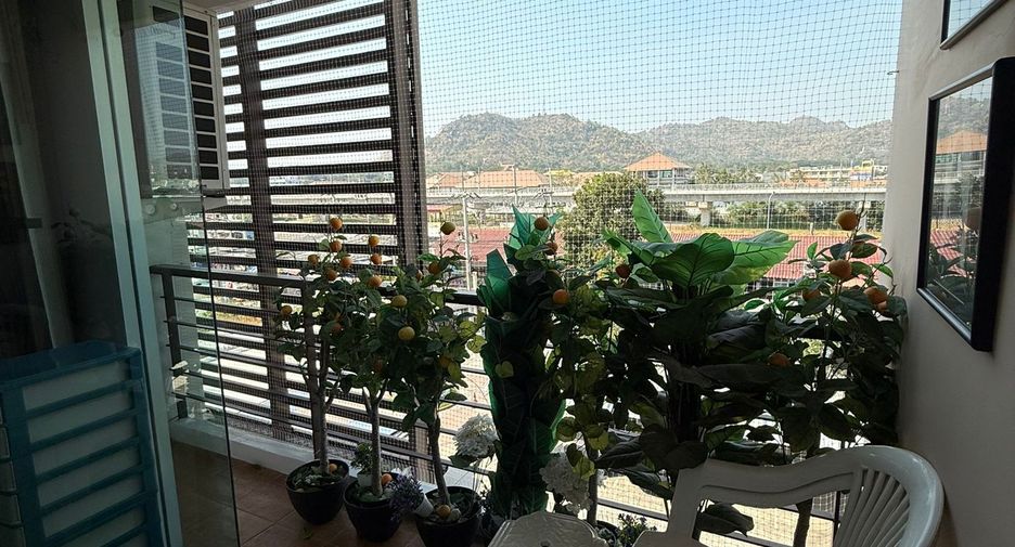 For sale 1 bed condo in Hua Hin, Prachuap Khiri Khan