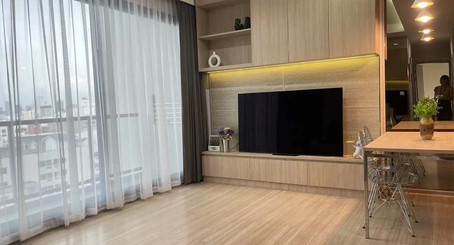 For sale and for rent 2 bedrooms condo in Phaya Thai, Bangkok