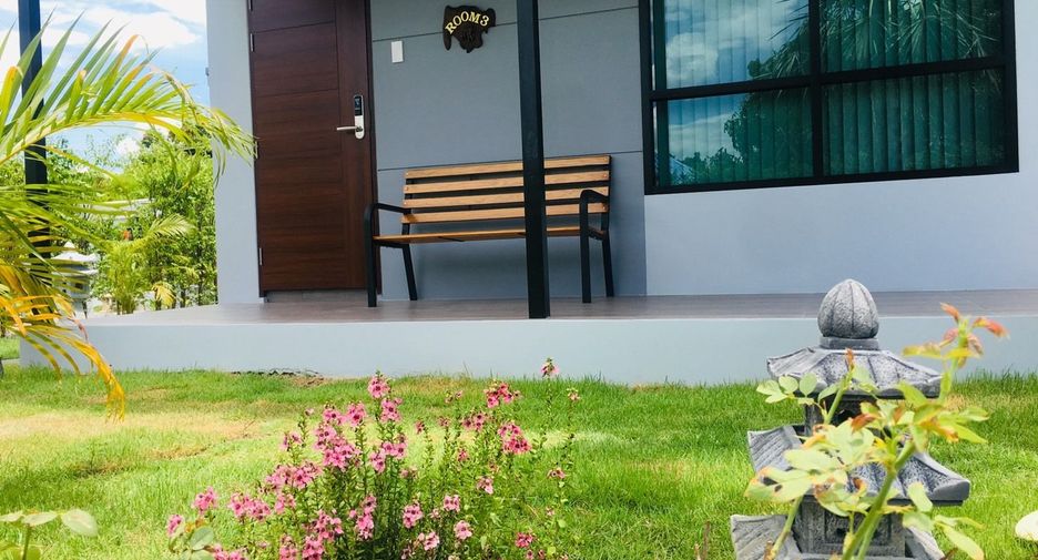 For sale 7 bedrooms villa in Saraphi, Chiang Mai