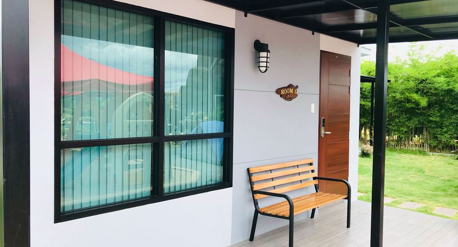 For sale 7 bedrooms villa in Saraphi, Chiang Mai